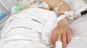 Un copil a fost transportat în stare gravă la spital, după ce a înghițit o cantitate semnificativă de droguri